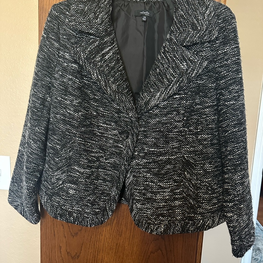 Rafaella Black and White Textured Blazer